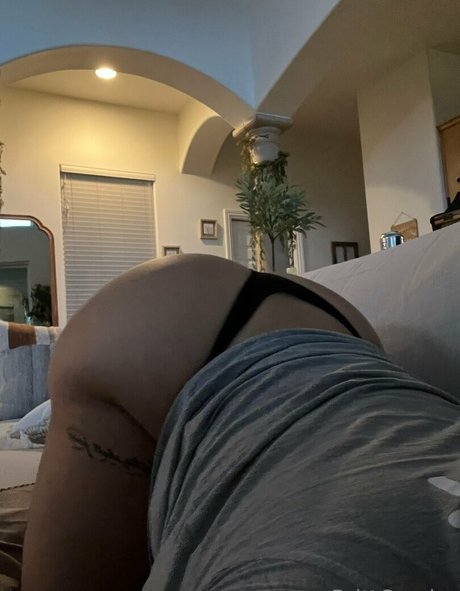 brittcuadra nude model img