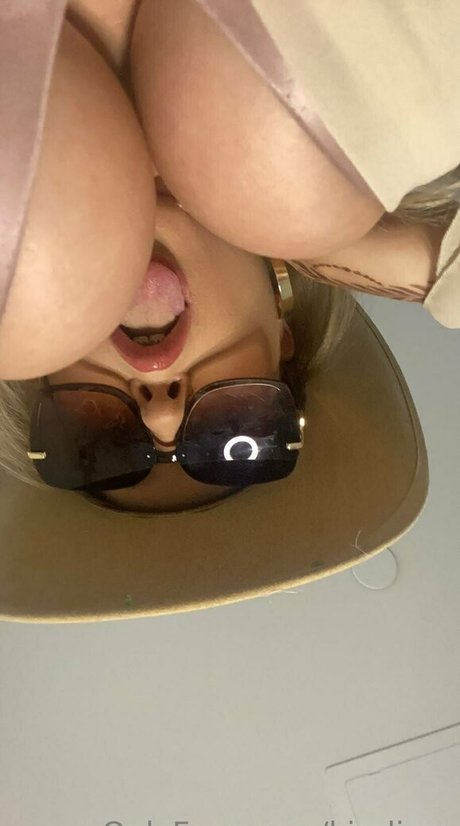 kiralima hot pornstar pics