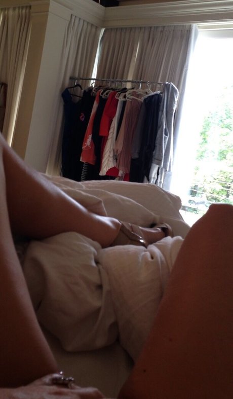 Jenny McCarthy erotic pornstar gallery