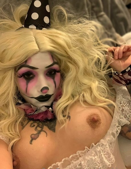 rainbowblows model hot pic