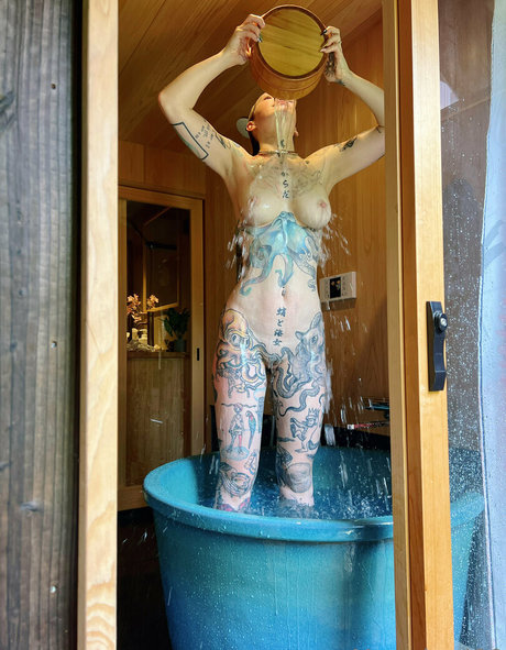 Mrs Nice star hot photos