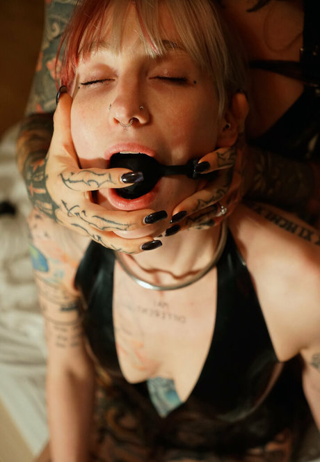 Mrs Nice high quality pornstar image