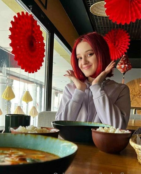 leelooflame pornstar high quality pics