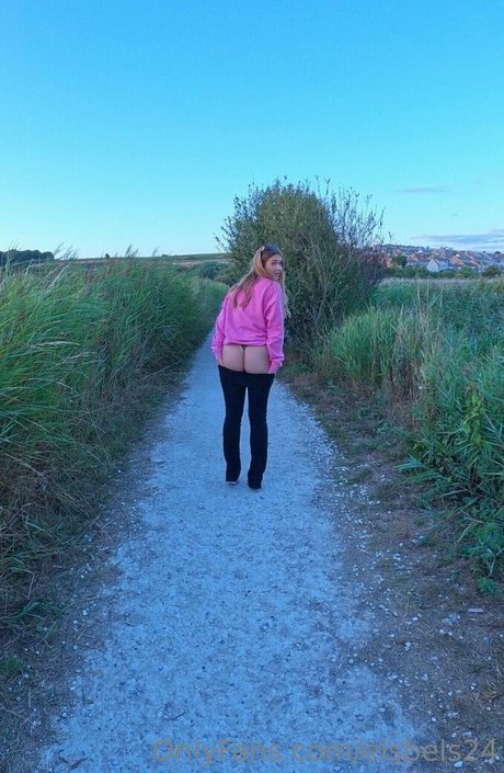 elsbels24 model sexy pics