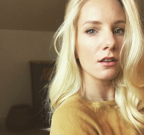 Heather Morris erotic pornstar photos