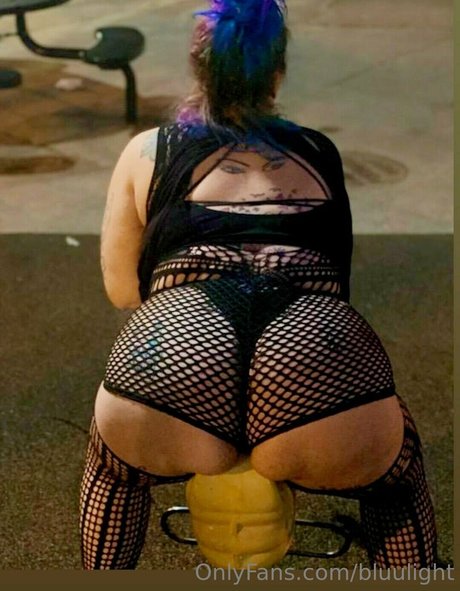 bluulight nudes pornstar images