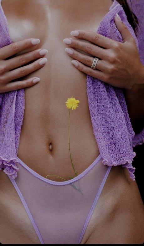 Anna Arevalo porn actress photos