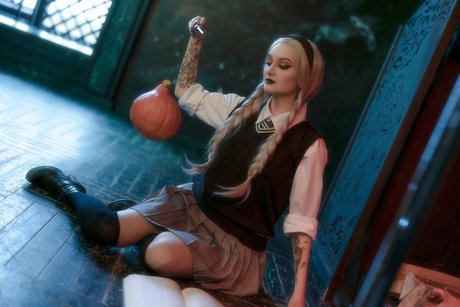 Vixena Siren nude model gallery