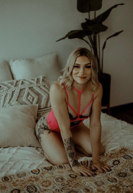 Taylor Flewin top pornstar photo