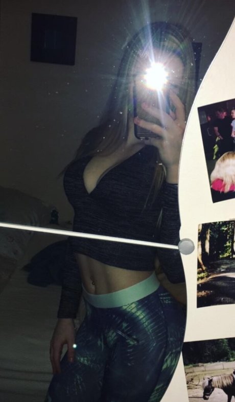 Taylor Flewin nude pornstar galleries