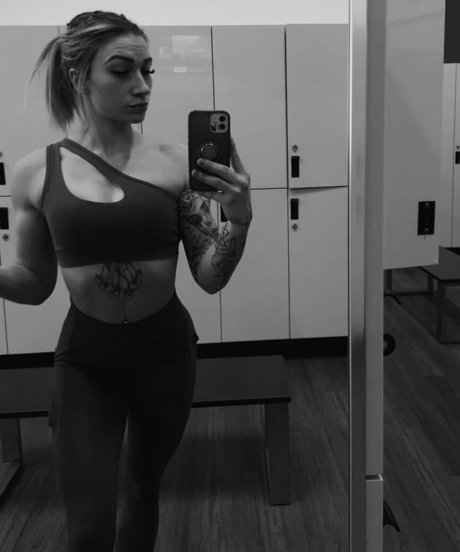 Taylor Flewin porn actress photos