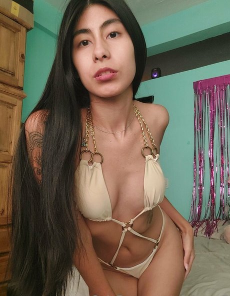 mialopez7 xxx model archive