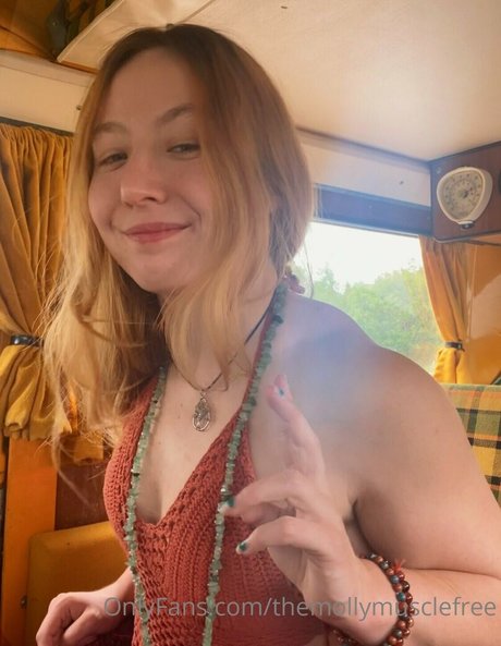 themollymuscle sex actress img