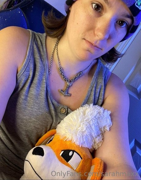 sarahmaxx pornstar top pic