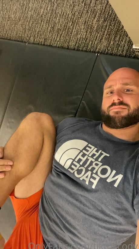 tiktokcody model art pictures