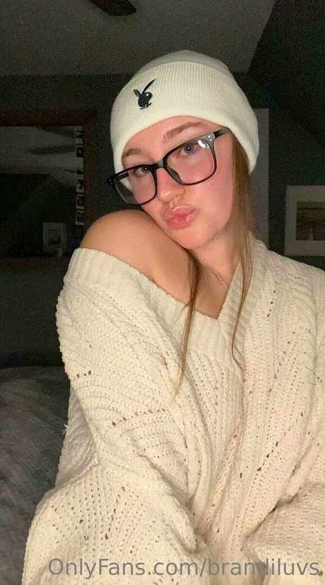 brandiluvs hot model img