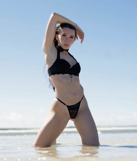 Peyton babe art model photos