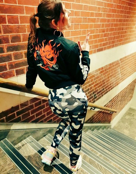 Leozaur pornstar pretty photos