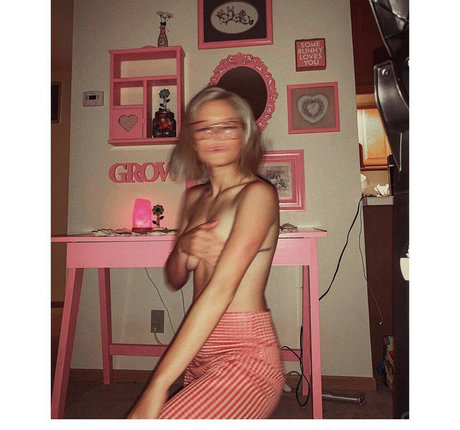 forgetsarah pornstar nice img