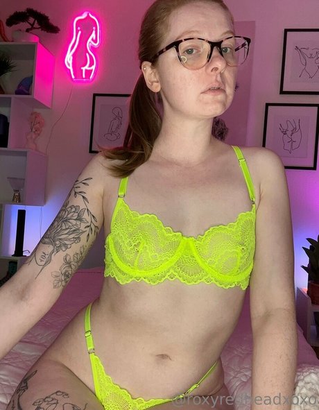 roxyredheadxoxo art actress photo