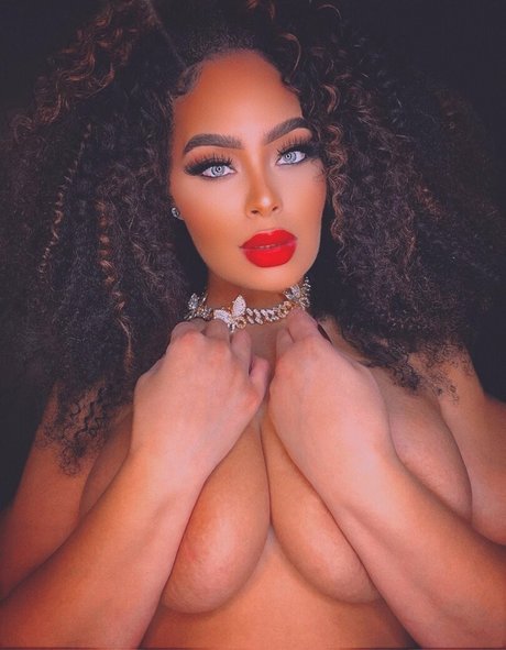 sirensaysseduce sexy star image