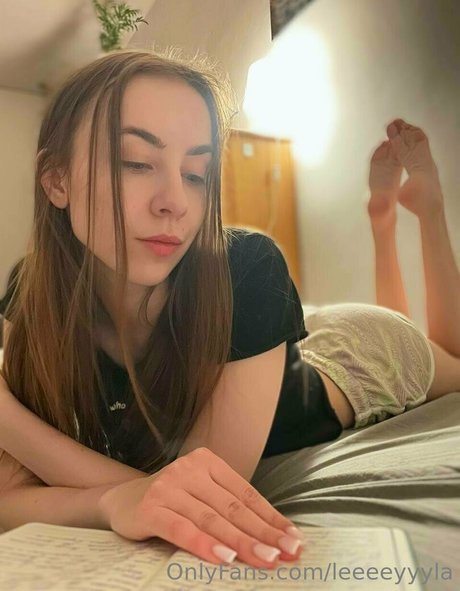 leeeeyyyla pornstar pretty pictures