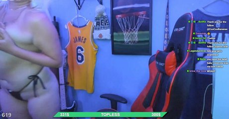 Ybridgee model pretty photo