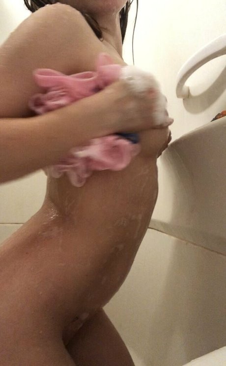 Mistywaterz porn model gallery