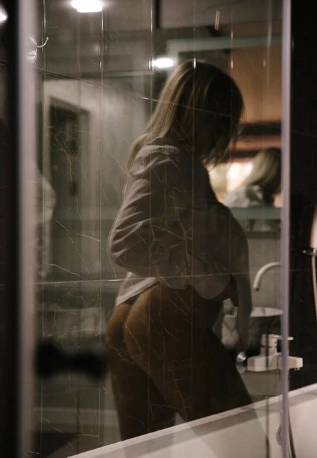 molly bell hd star pics