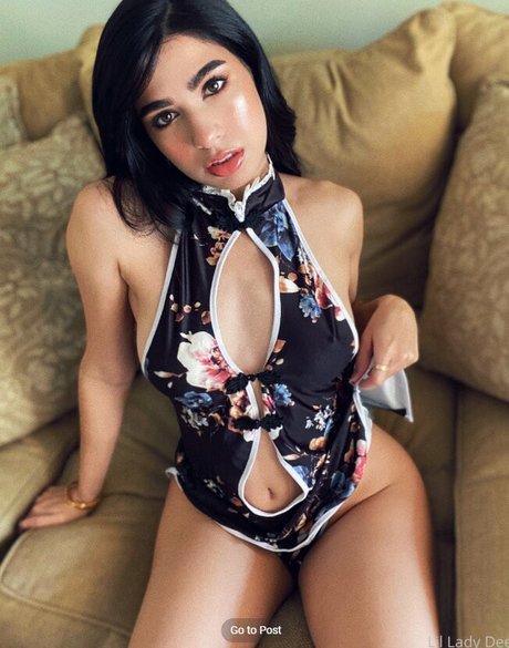 Lil Lady Dee adult star pic