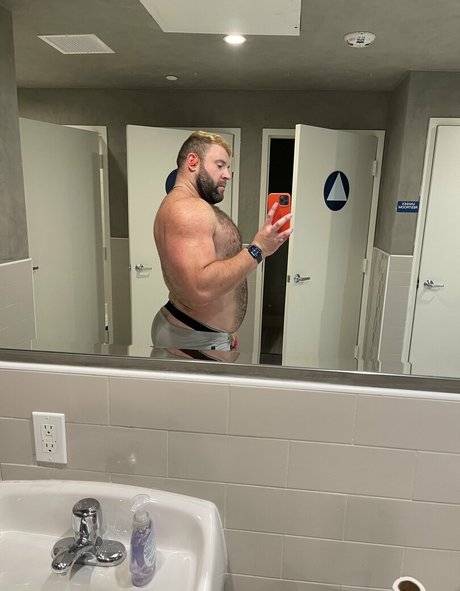 ste3evn top actress picture