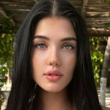 Alina Enero star sexy galleries