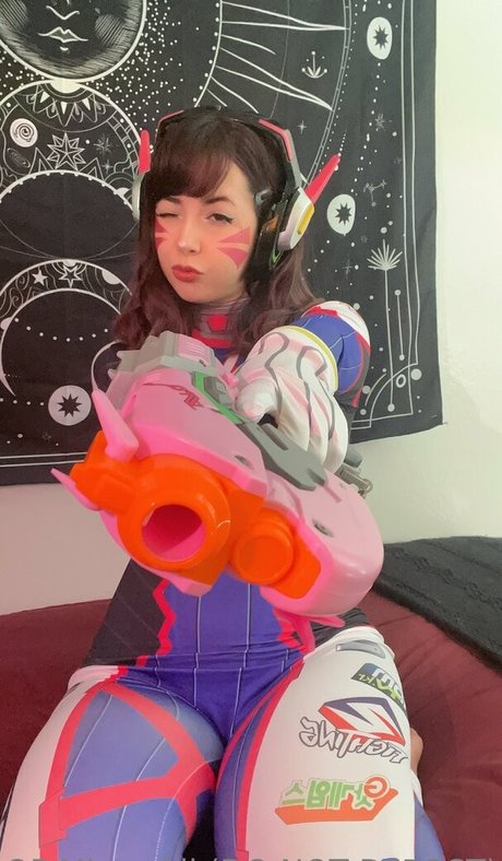 Mistsukii model free galleries