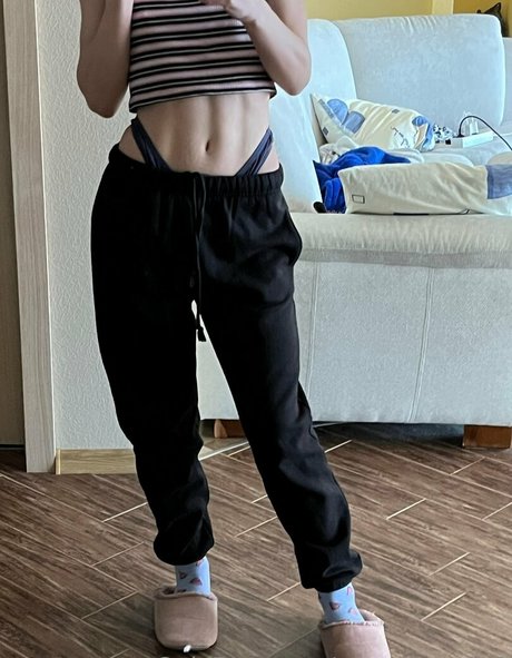 sweetymaria1 pornographic model photo