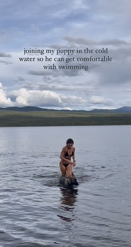 Eva Zu Beck Profile pic