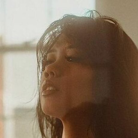 Aiko Sai erotic model pic