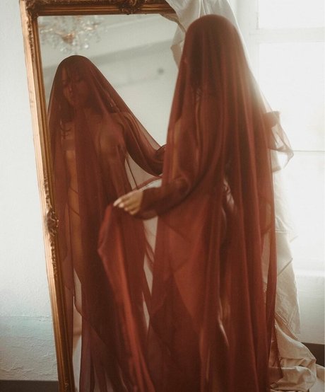 Aiko Sai naked model photo