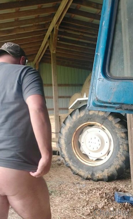 chadillac42 model exclusive picture