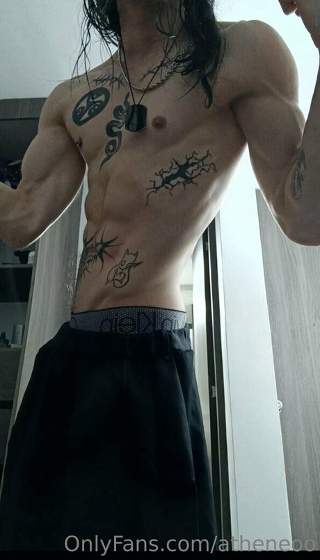 atheneoo model nice photos