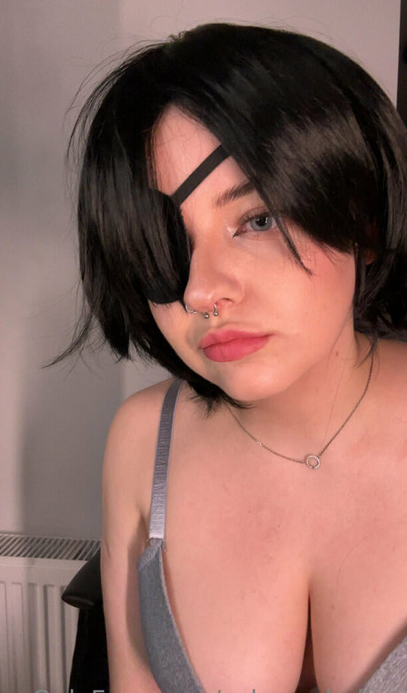 salems hailey model free images