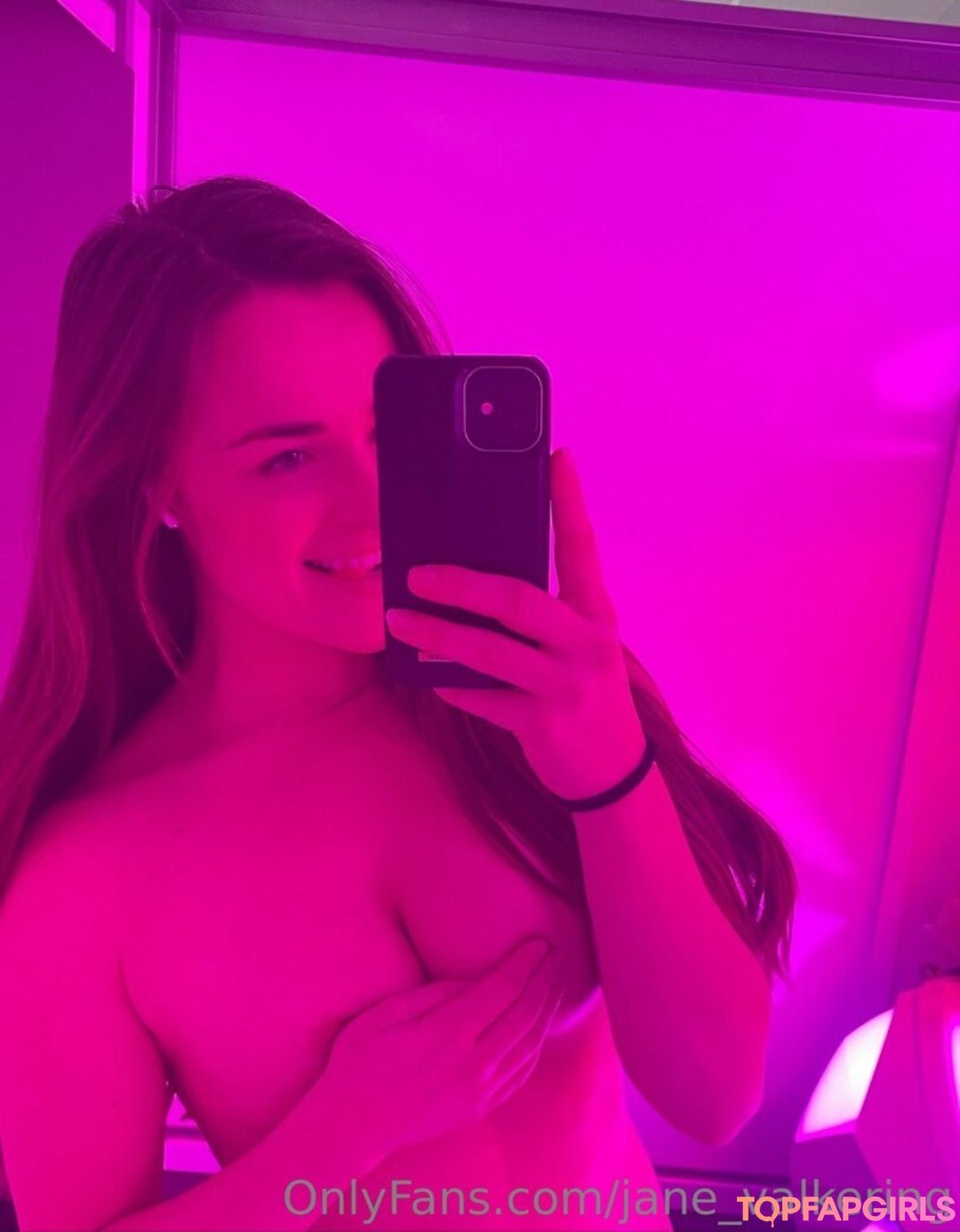 Jane Valkering nude actress pictures