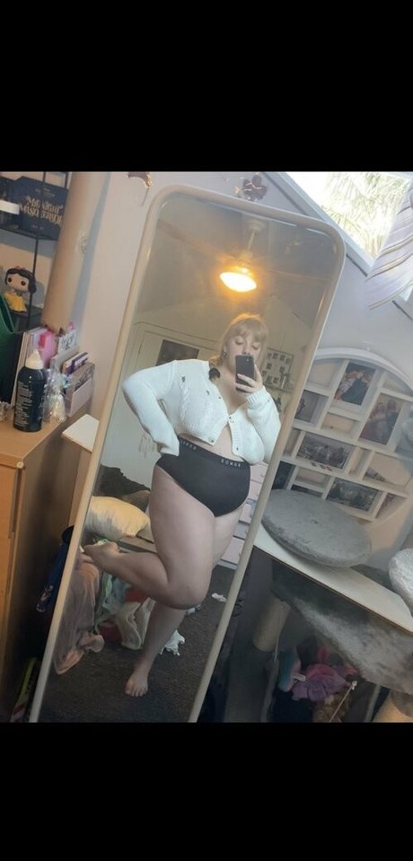 pastelpeachie star exclusive archive