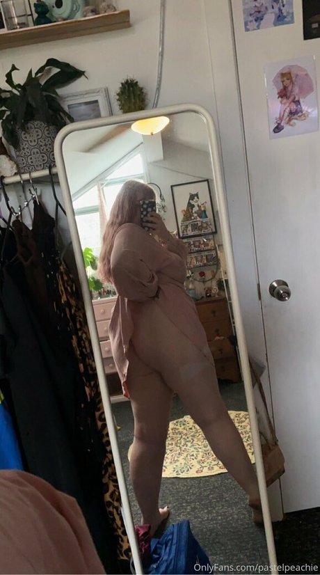 pastelpeachie model xxx photos
