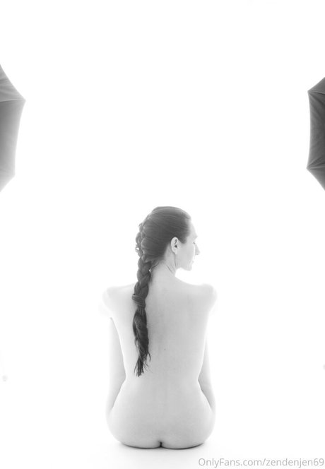 zendenjen69 sexy model pics
