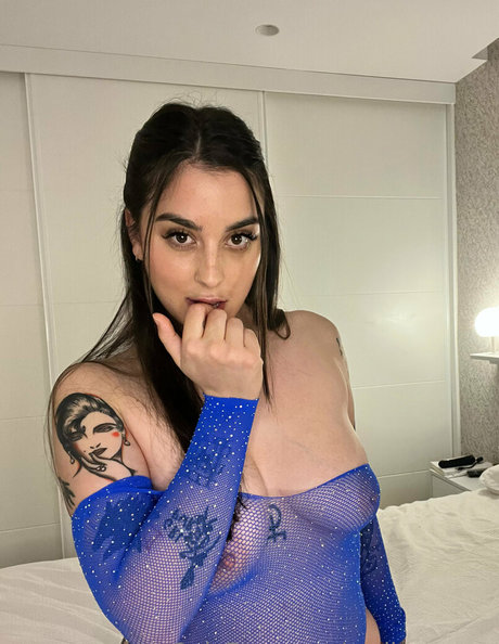 emilyevansx nude star photo