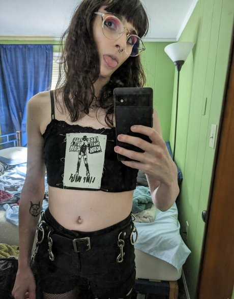 enby punk best model pic