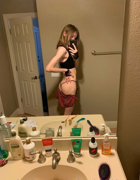 femboycherryblossom free model image