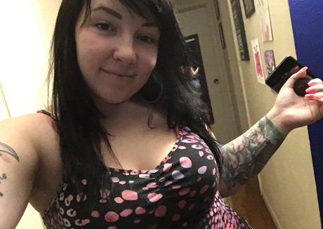 Corinasbooty sex actress img