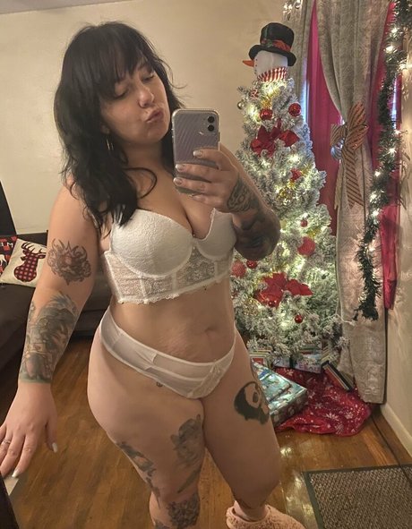 Corinasbooty model porn pic