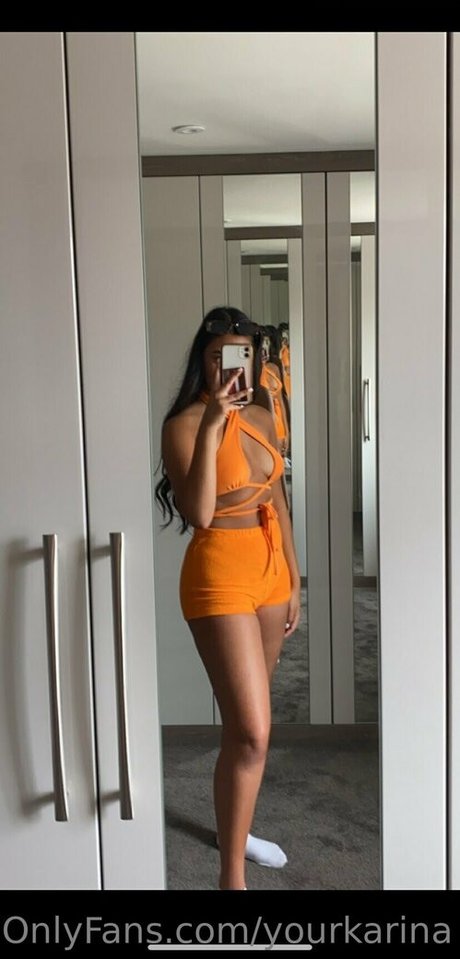 Yourkarina model exclusive photo